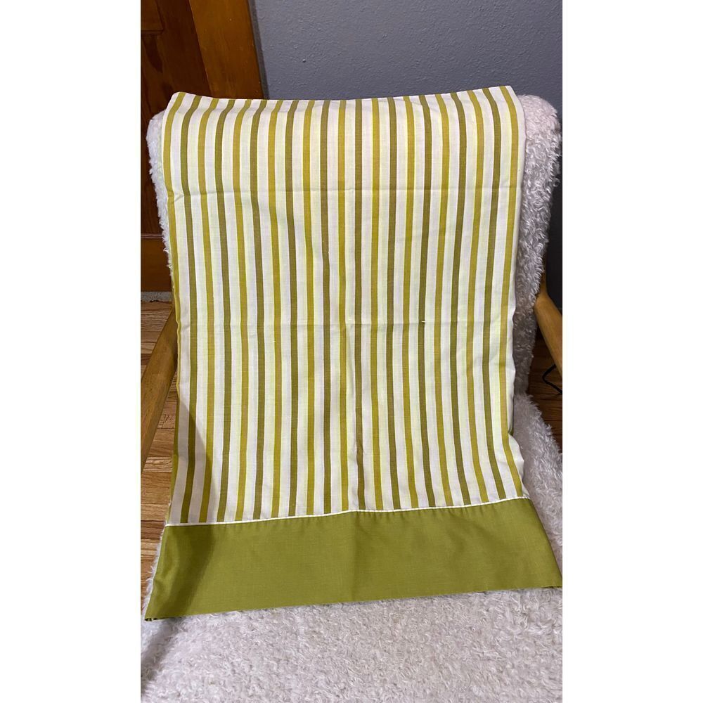 Vintage Thomaston avocado green and gold striped pillowcase (1)